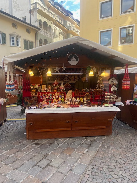 Siamo al Mercatino di Natale in Piazza del Grano fino al 18 dicembre. VI ASPETTIAMO: